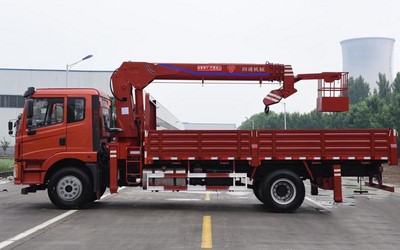 8T Boom Truck, SST8S4